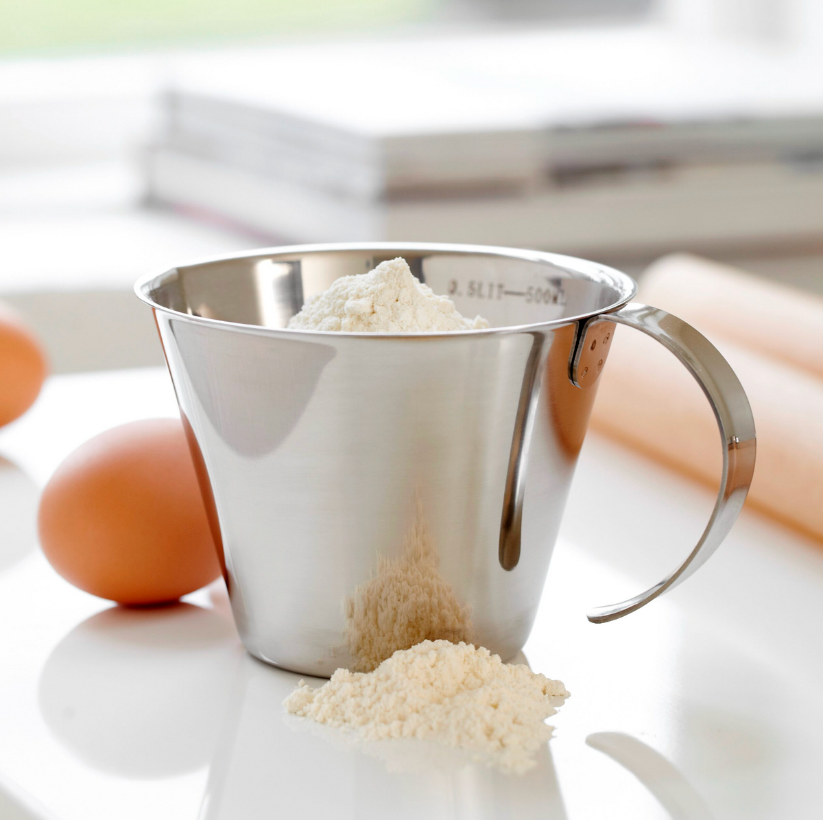 Målekanne i rustfritt stål - 0,5 l