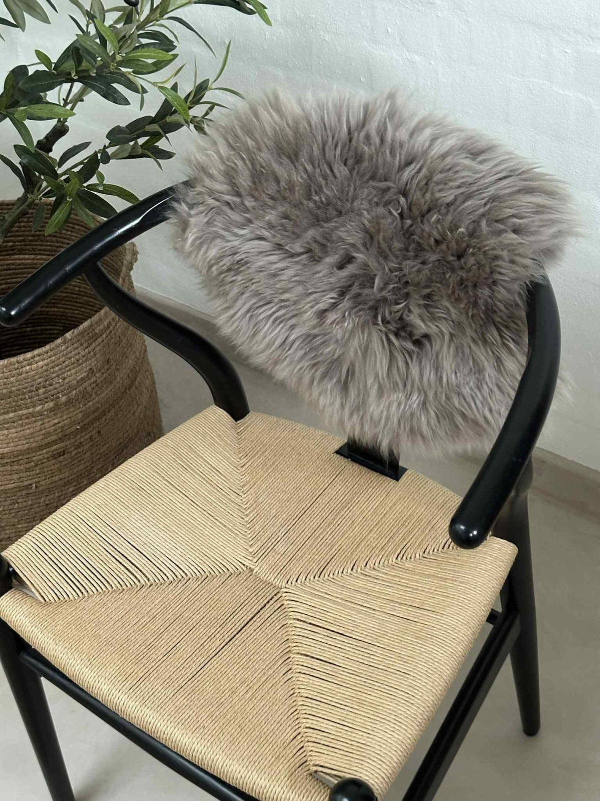 Seteskinn Ø 34cm - Mocca lammeskinn