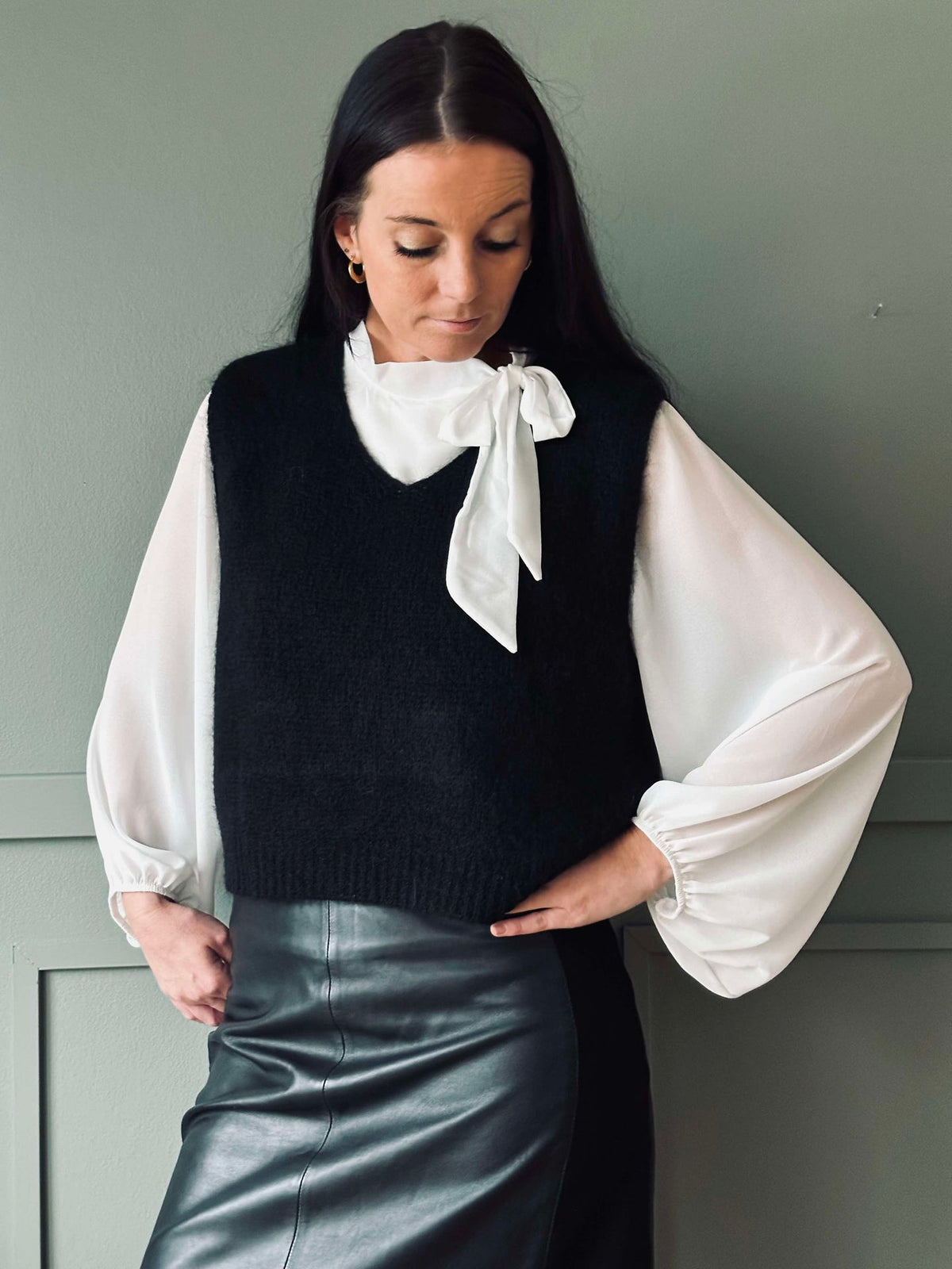 Bluse m. Sløyfe - White