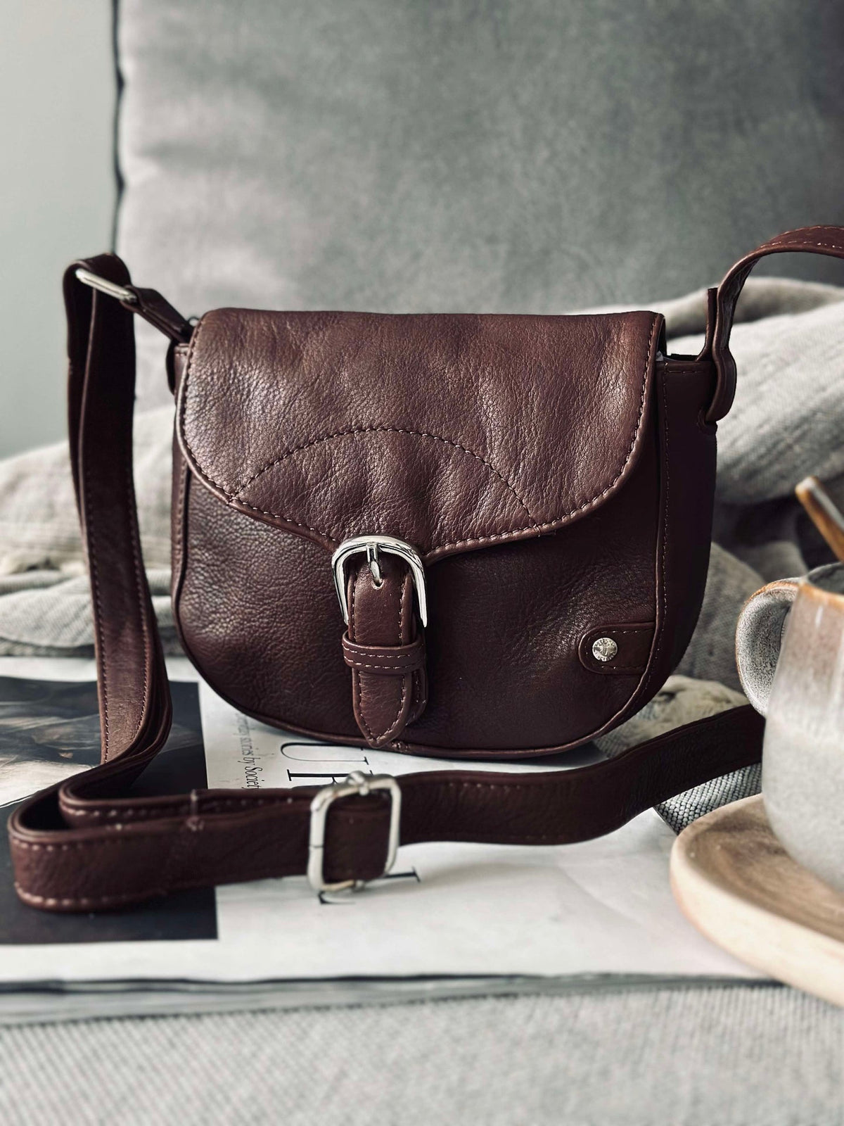 Crossbody Aura Mørkebrun