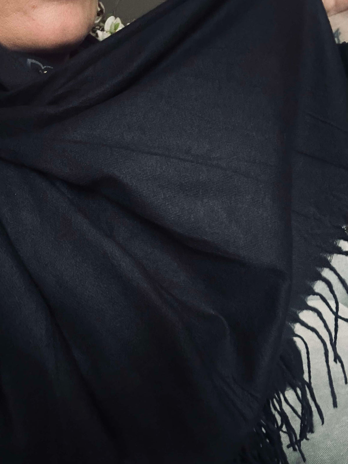 Skjerf - Black / Gold