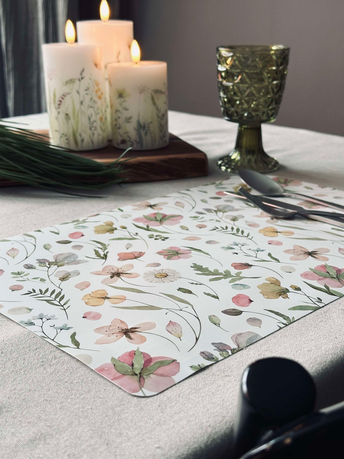 Bordbrikke Flora - Hvit