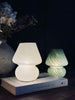 Mushroom Small – Hvitt munnblåst glass