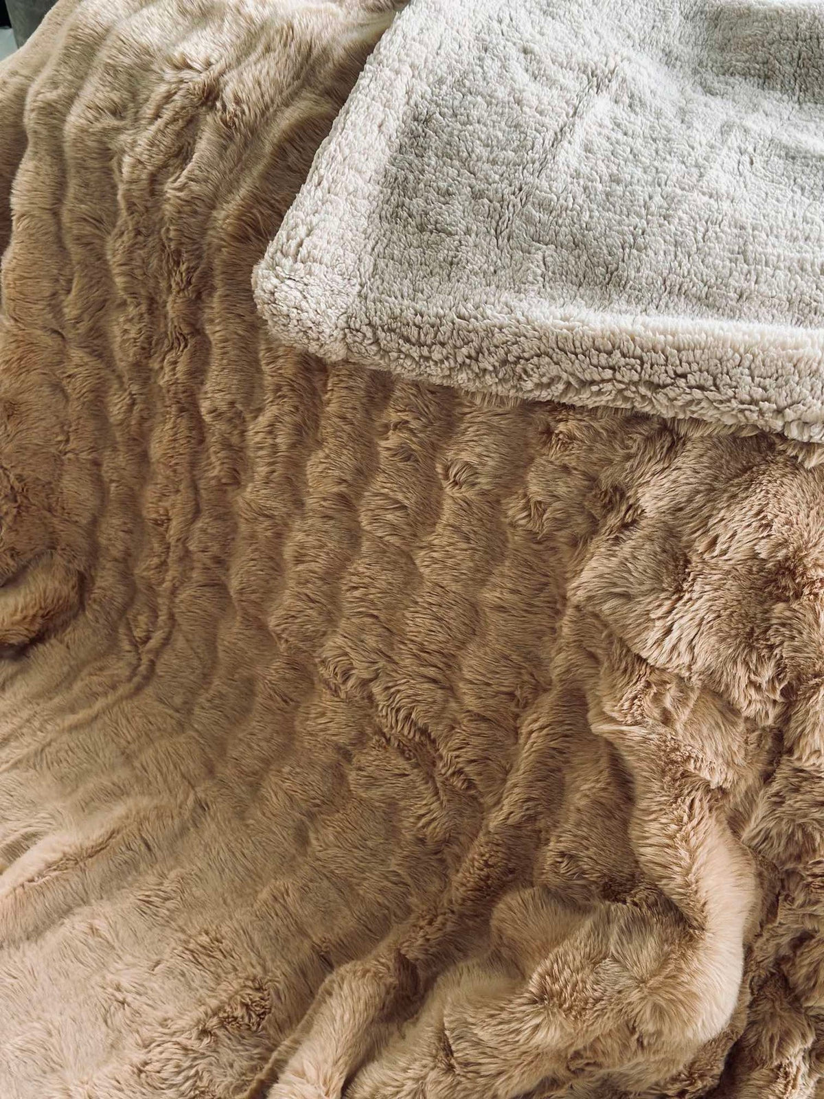 Sengeteppe BUBBLE - Beige
