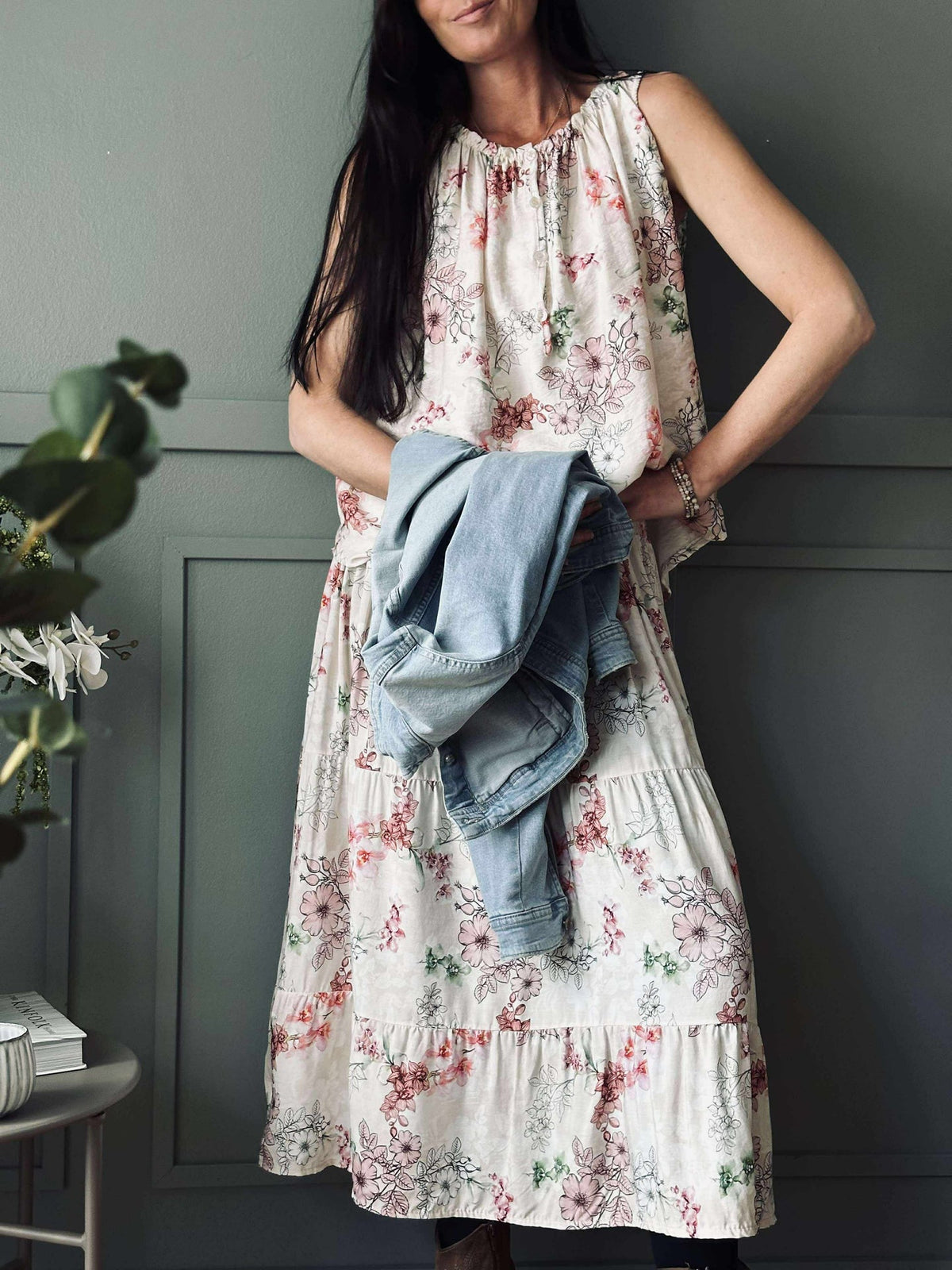 Topp Anika Rose flower