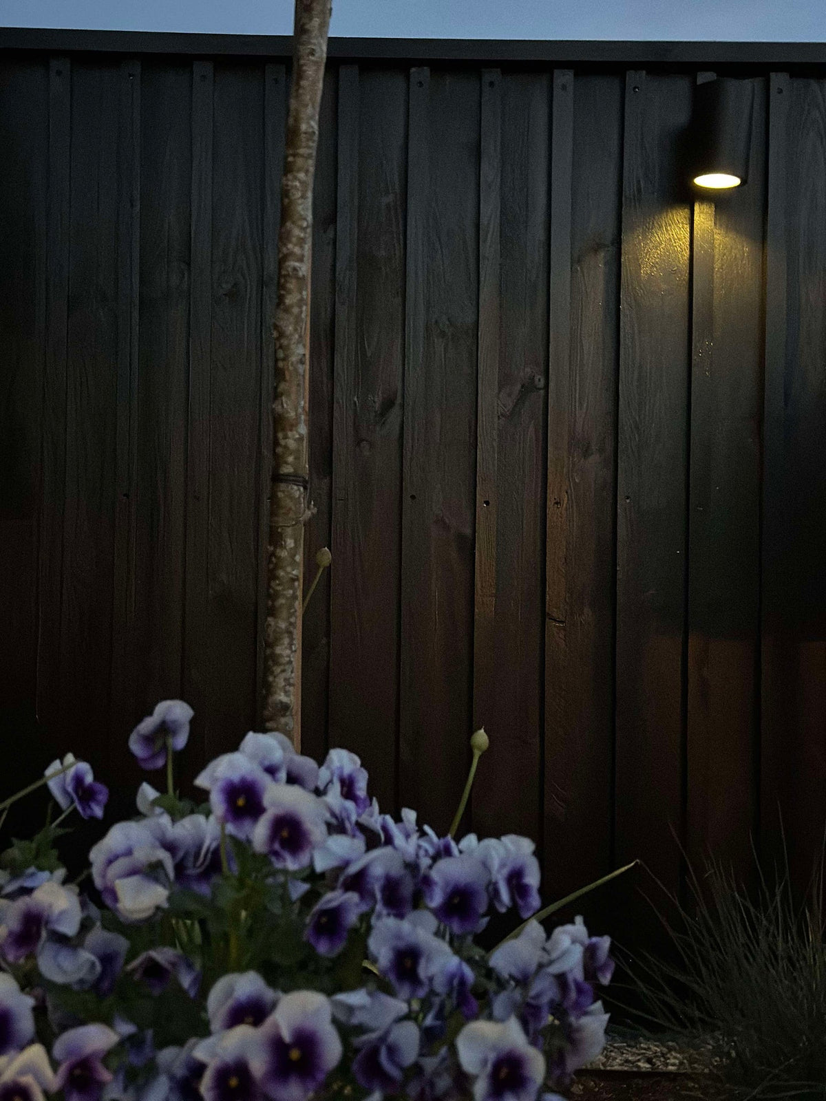 Vegglampe med solceller