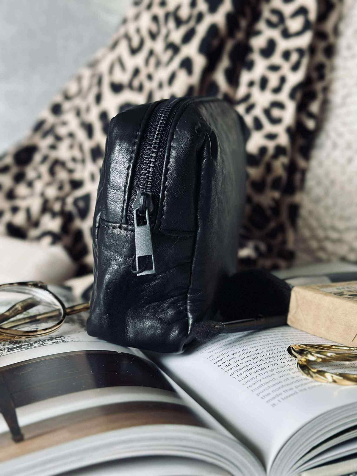 Kosmetikkpung - Black / black