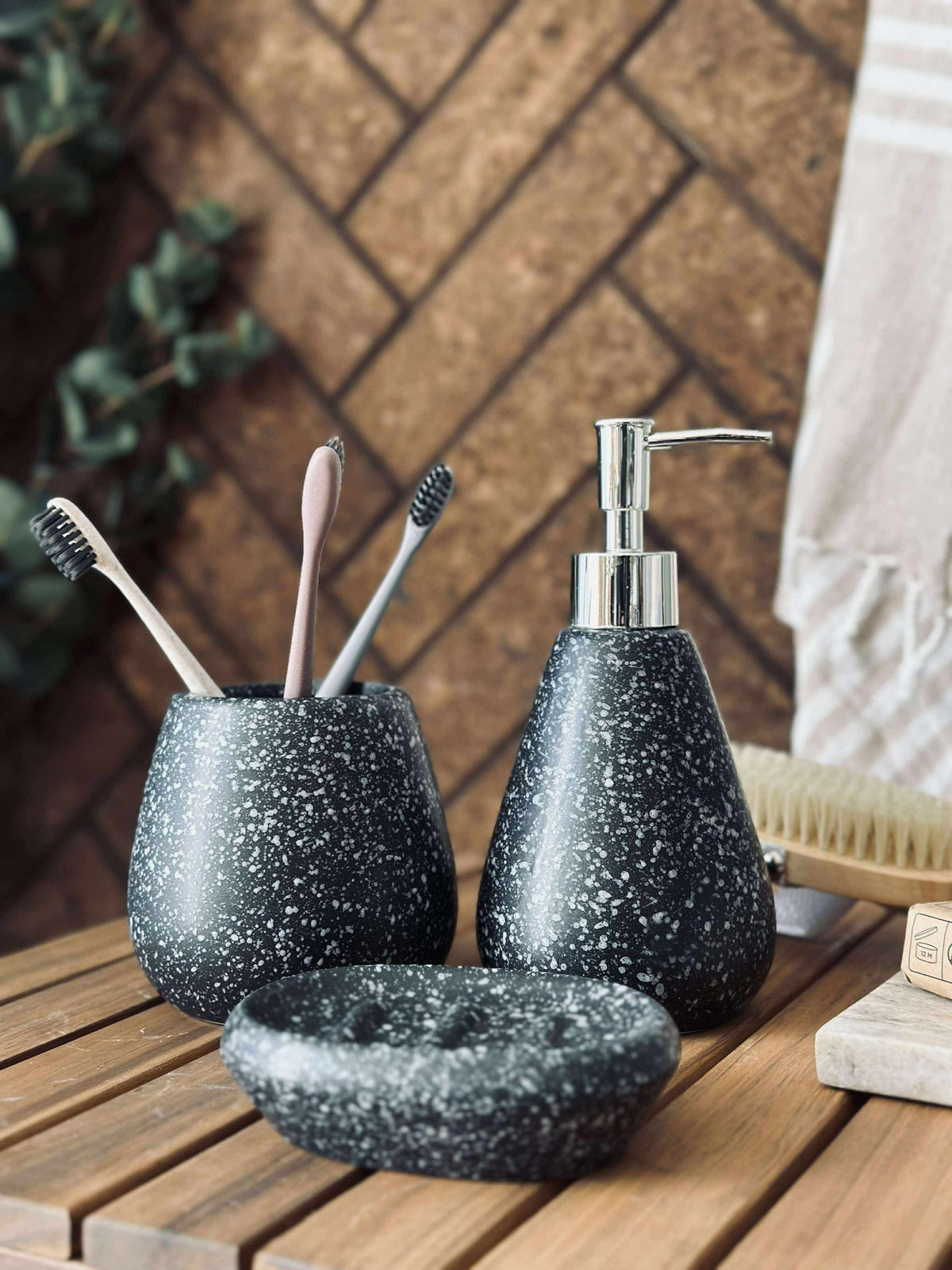 Baderomssett med 3 deler - Stone