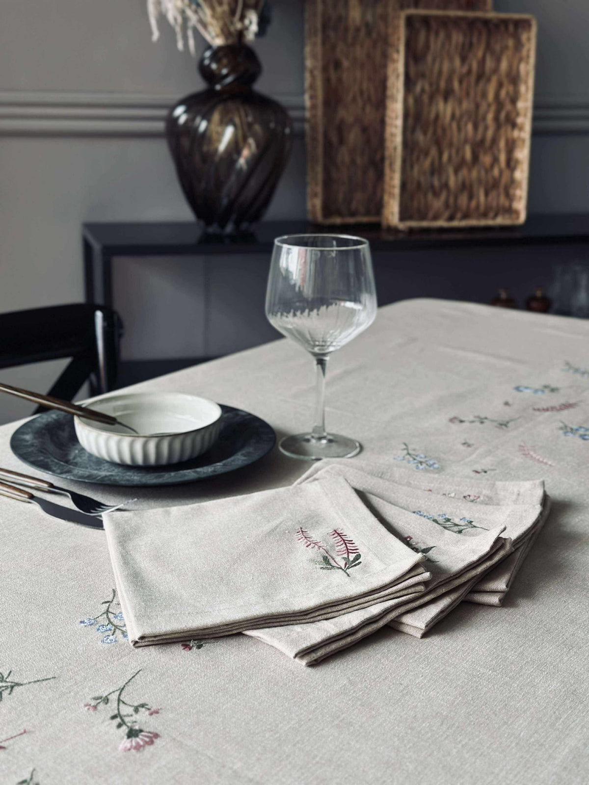 Duk flower broderi - Lin-look