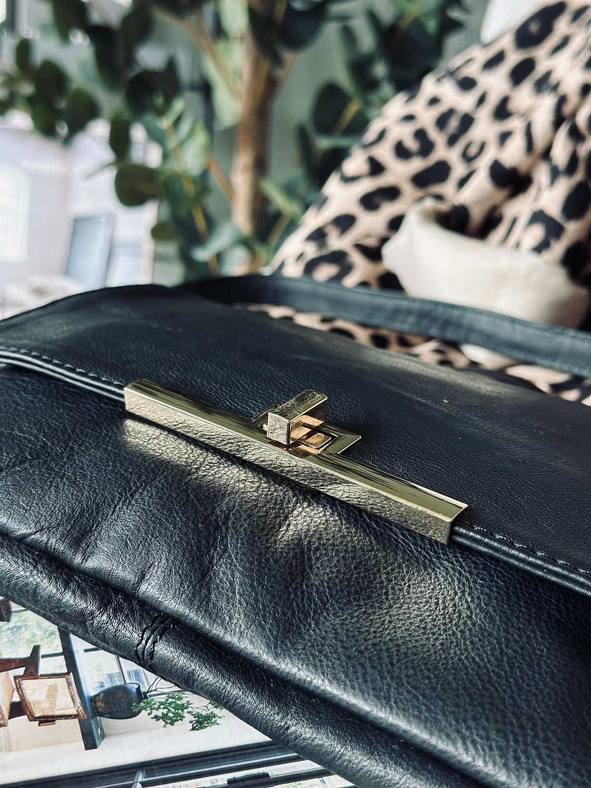 Clutch Elegant svart / gull