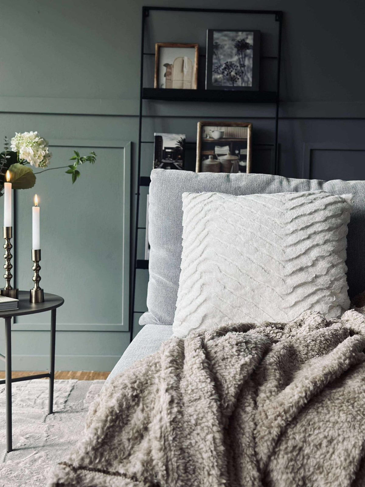Pute med fyll - White