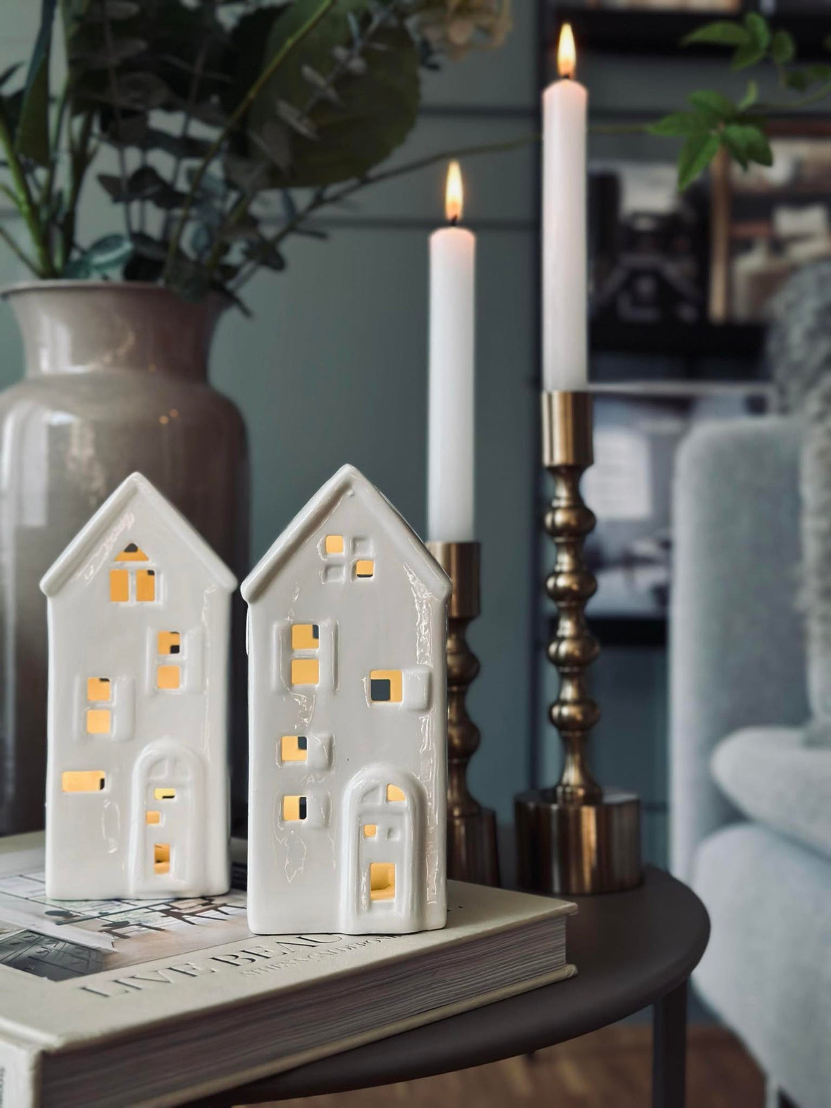 Lyshus med LED - WHITE MIX