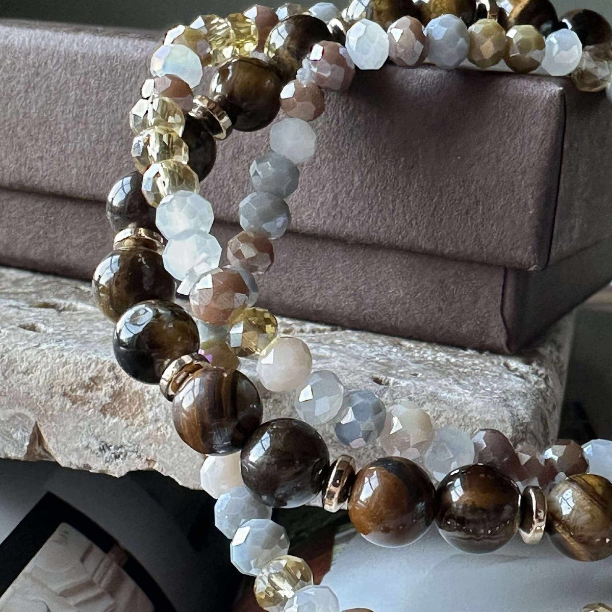 Armbånd Luna Tiger Eye – Sett med 3 stk