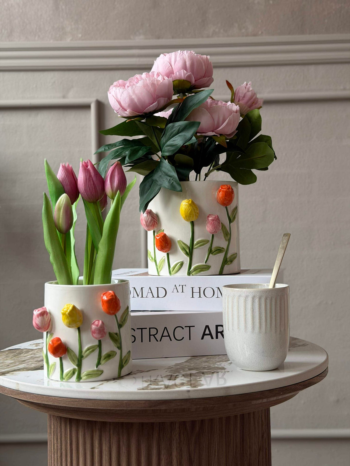 Porselensskjulere med tulipaner - flere størrelser