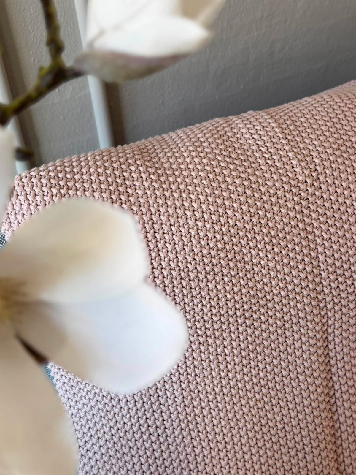 Pledd perlestrikk rosa