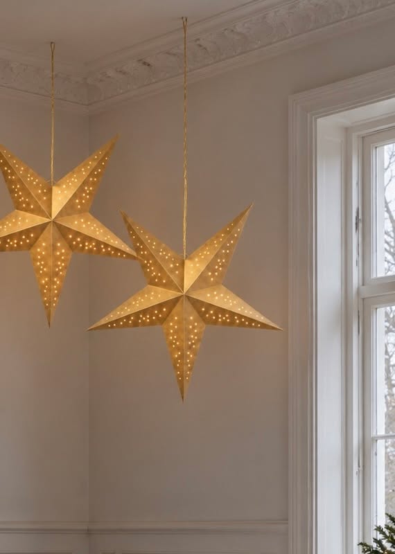 Stjerne 60 cm med LED lys - Gull