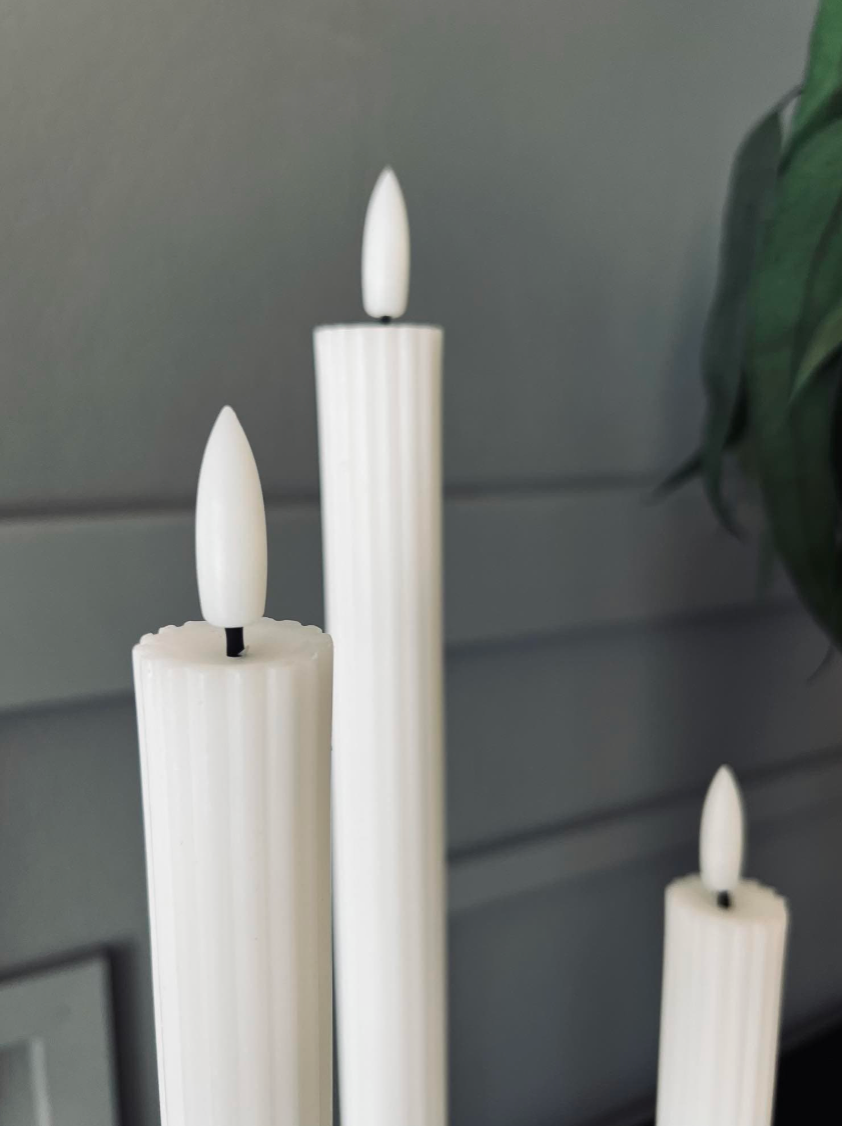 LED Kubelys med riller - 22 cm