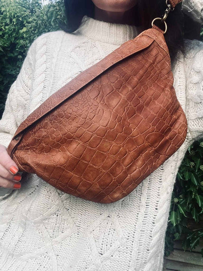 Bumbag - Asta walnut - VIAMAJA.DK