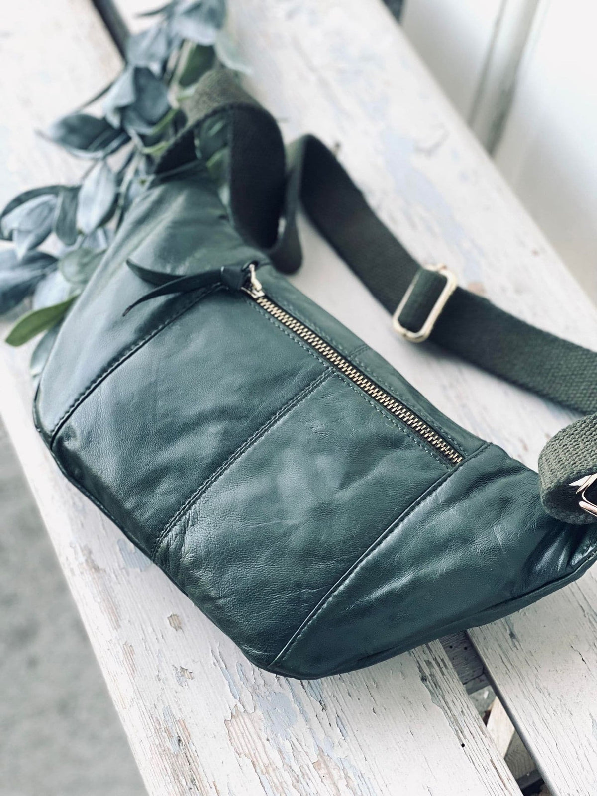 Bumbag JUNE Army - VIAMAJA.DK