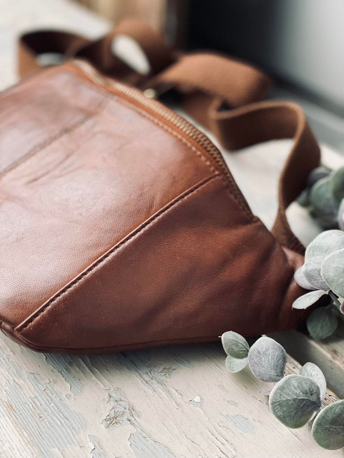 Bumbag JUNE - Dark cognac - VIAMAJA.DK
