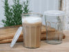 Fransk Latte kaffeglass m. riller og lokk – 500ml