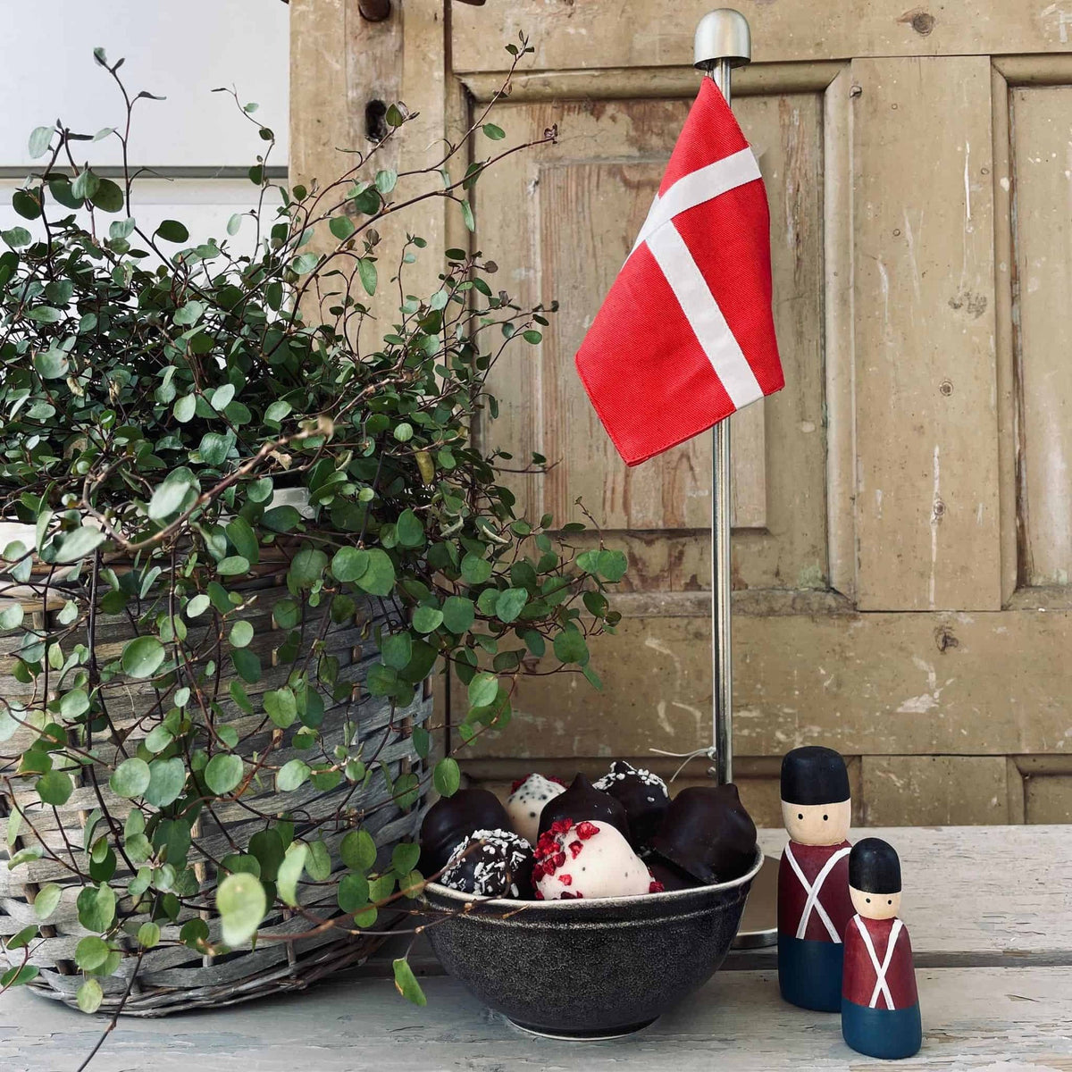 Garder håndmalet - Stor - VIAMAJA.DK