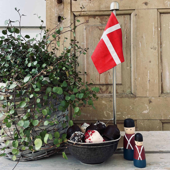 Garder håndmalet - Stor - VIAMAJA.DK