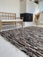 Gulvtæppe i håndsyet lammeskind – 150x200 - VIAMAJA.DK