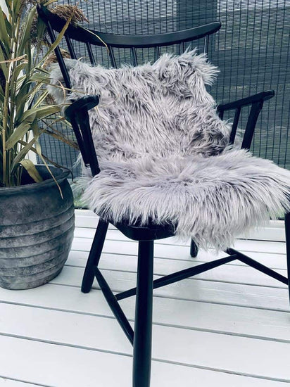 Imiteret cool grey pels - VIAMAJA.DK