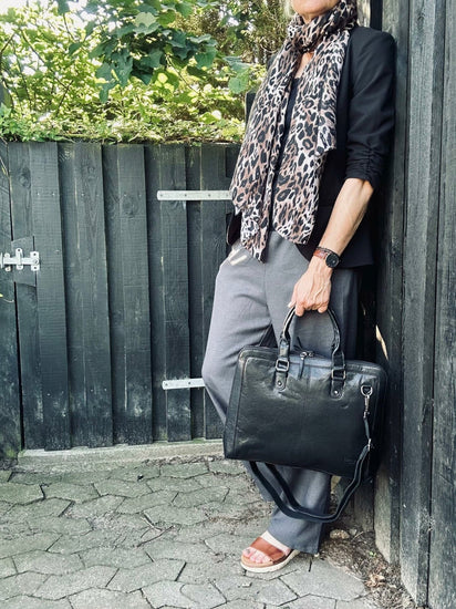 Laptop Unisex – Black - VIAMAJA.DK