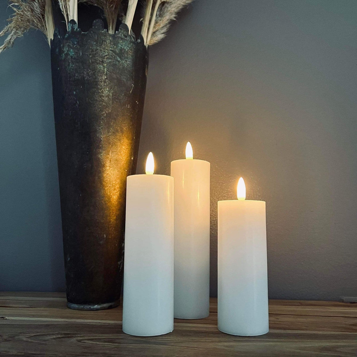LED Bloklys Hvid 3 stk Inkl. fjernbetjening - Flad top - VIAMAJA.DK