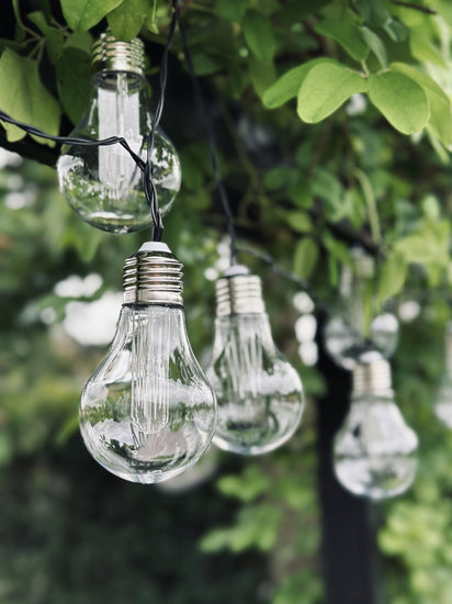 LED Lyskæde med solceller - Udendørs med 10 pære - VIAMAJA.DK