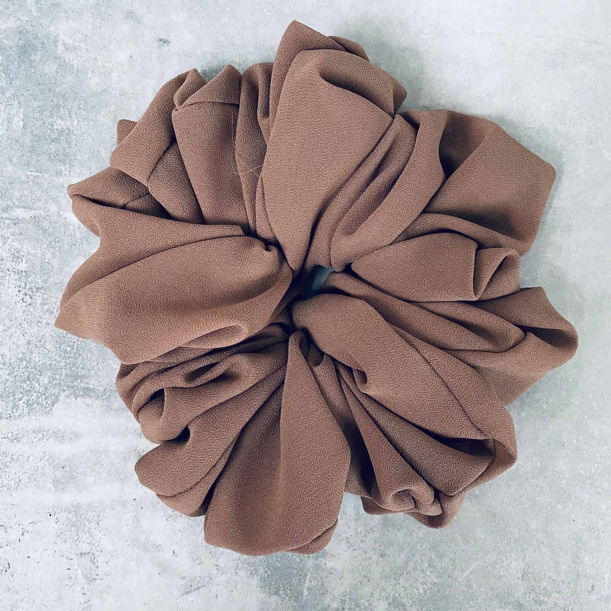 MEGA Scrunchie - Beige - VIAMAJA.DK
