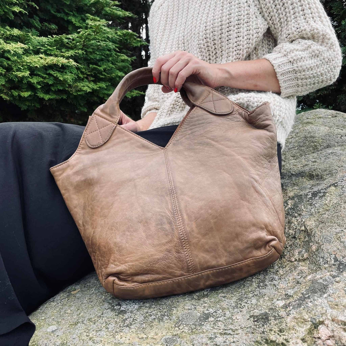 Shopper MISTY i ultra blød skind - VIAMAJA.DK
