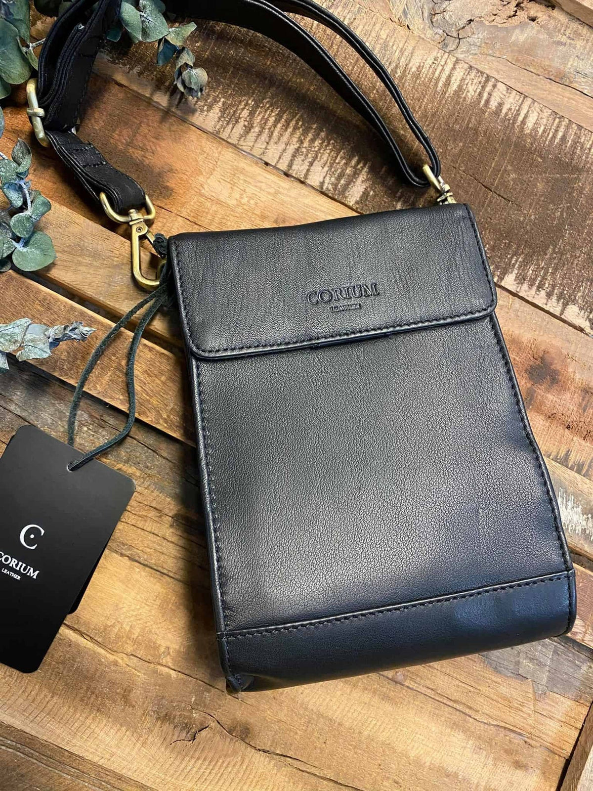 Taske MILLE crossbody - Sort skind - VIAMAJA.DK