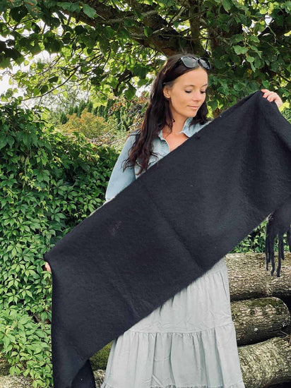 Tørklæde – Vamset Sort - VIAMAJA